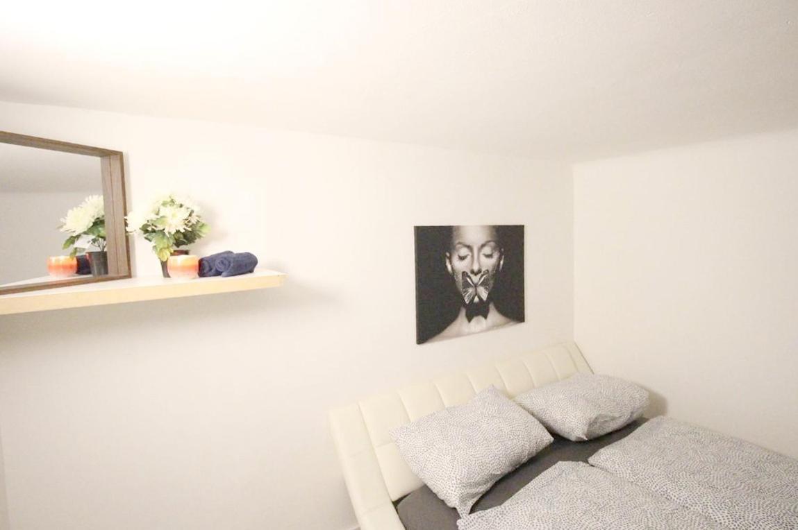 Comfortable Rooms In Akh Area Viena Exterior foto