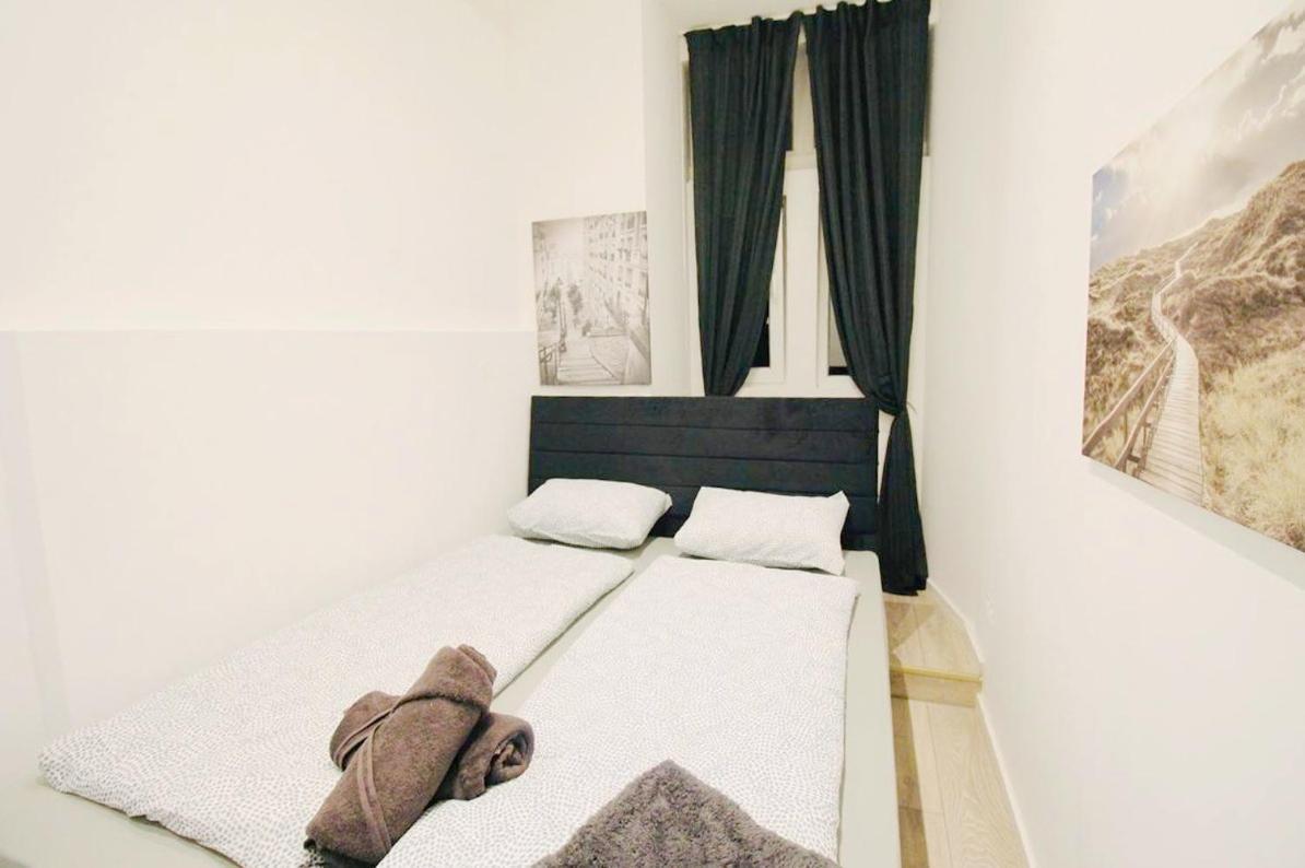 Comfortable Rooms In Akh Area Viena Exterior foto